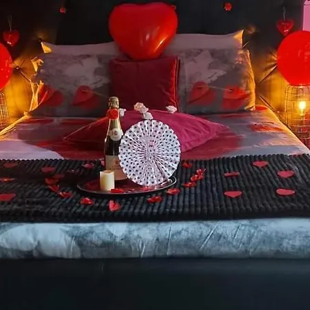 Péniche Morgane 2 D'hôtes * Cambrai